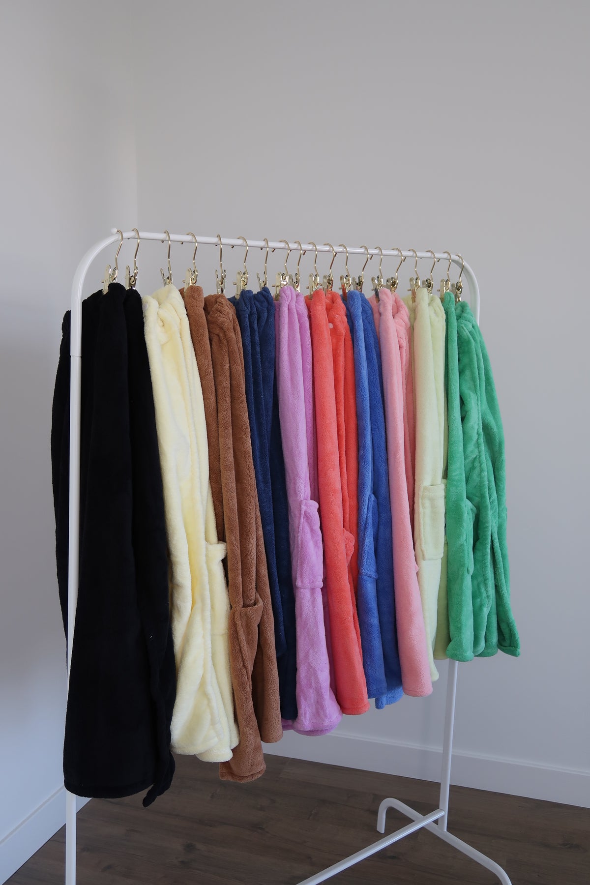 SUMMER.skin single-use skin towels