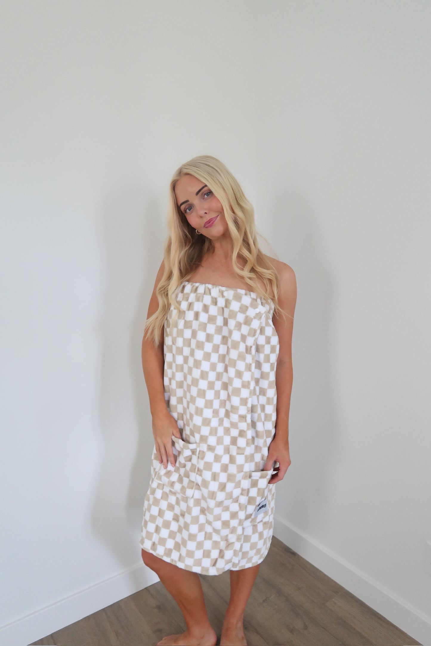 TAN CHECK WRAP