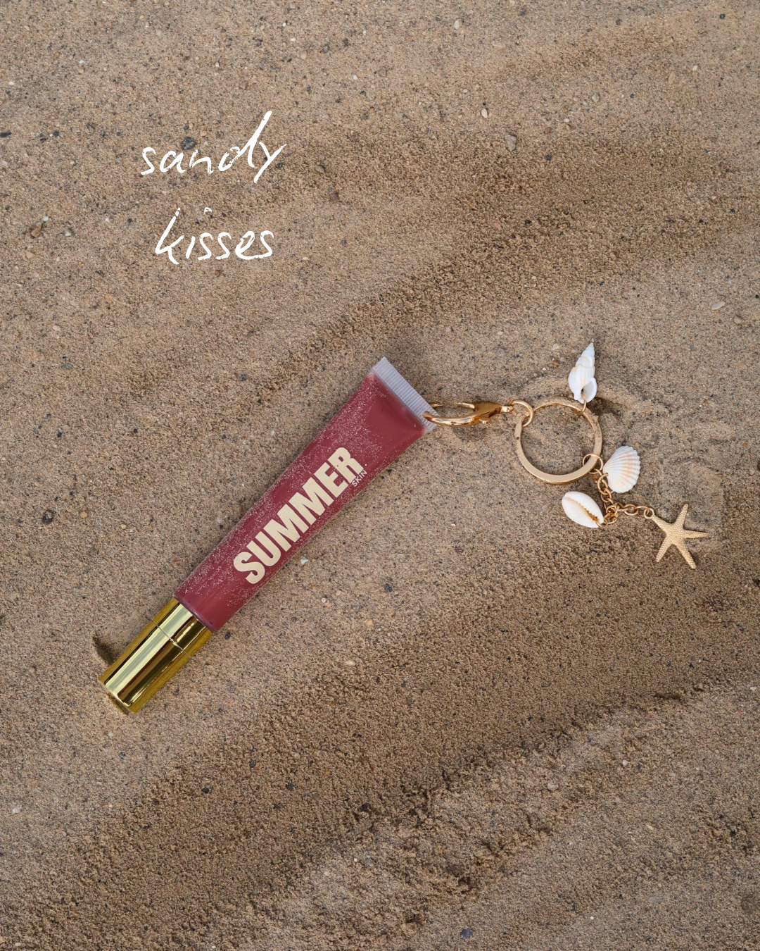 SANDY KISSES